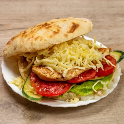 Pileći file sa kačkavaljem 190g